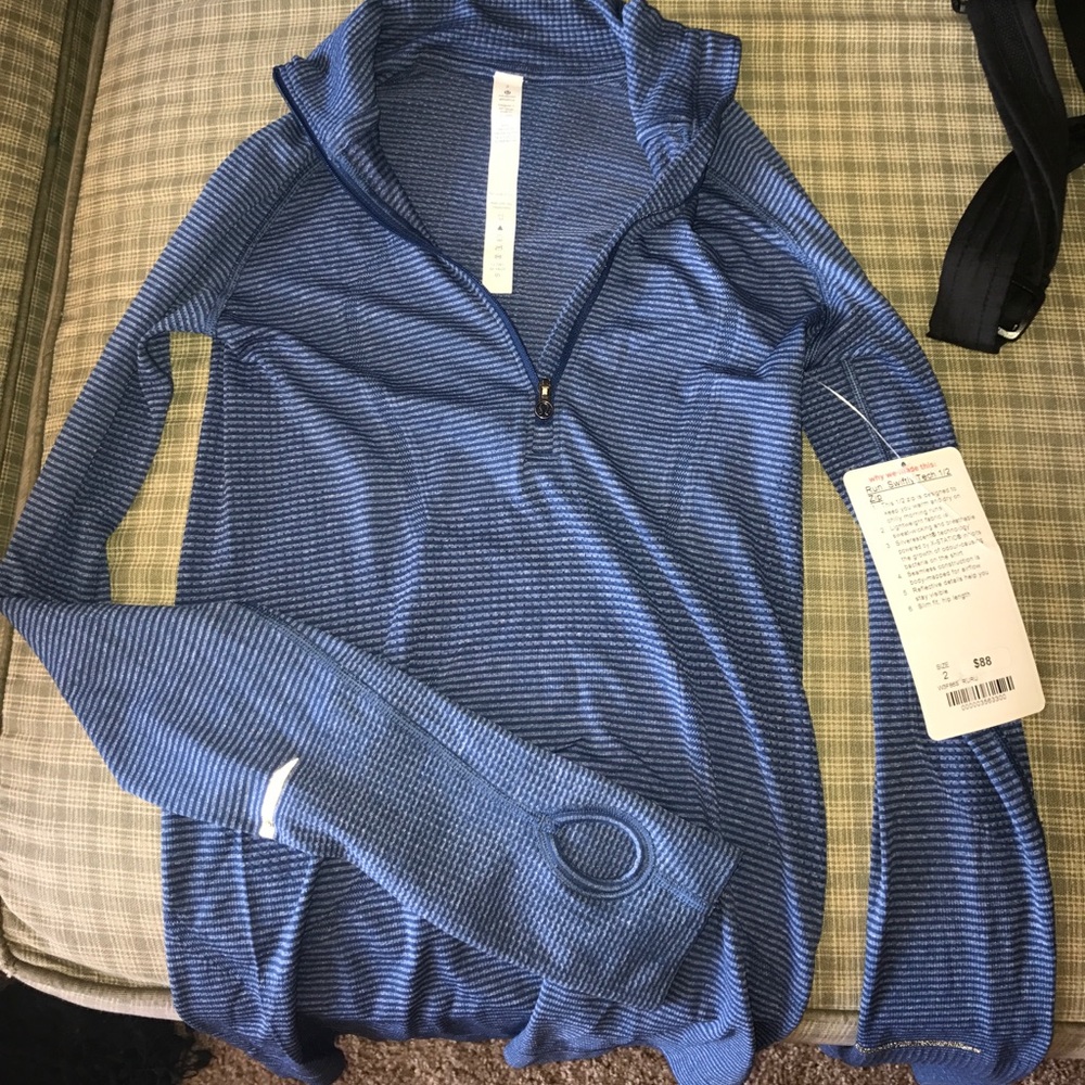 Lululemon run swiftly tech 1/2 zip size 2