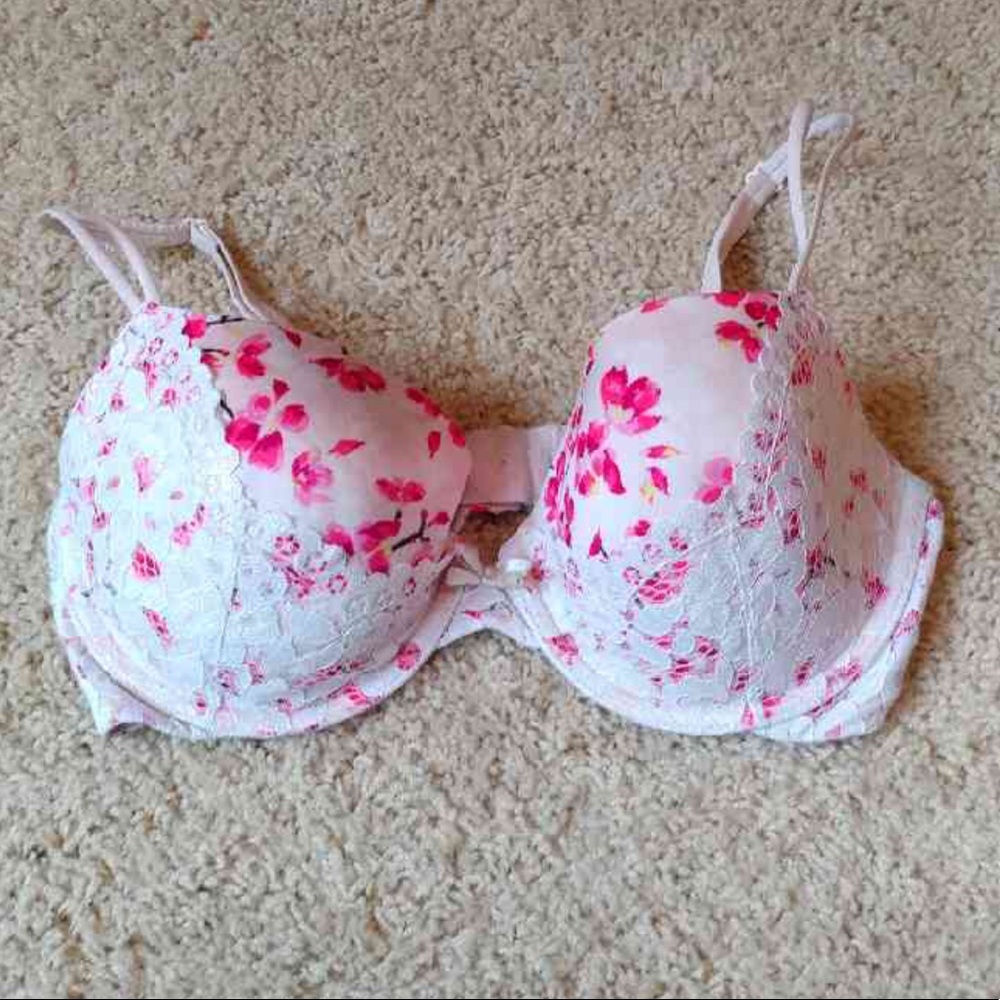 Floral Patterned Victoria's Secret Bra