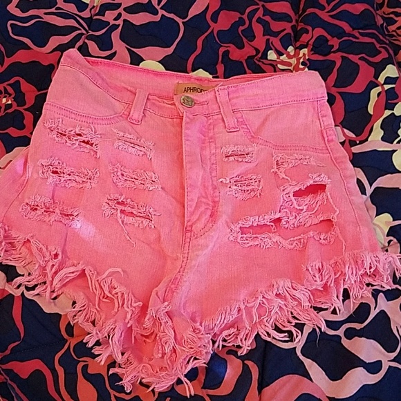 Pink ripped shorts Clearance