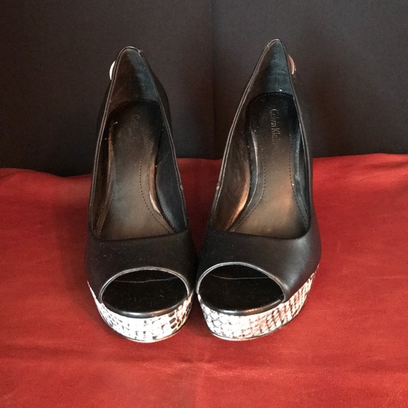 Calvin Klein Wedges - Picture 2 of 4