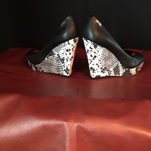 Calvin Klein Wedges - Picture 3 of 4
