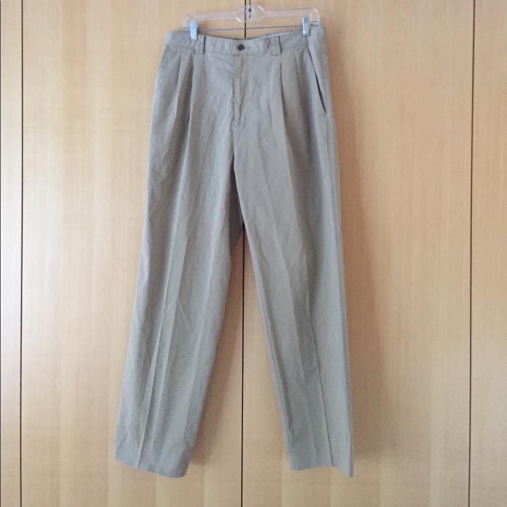 Men's Tommy Bahama lightweight cotton/Lycra chinos