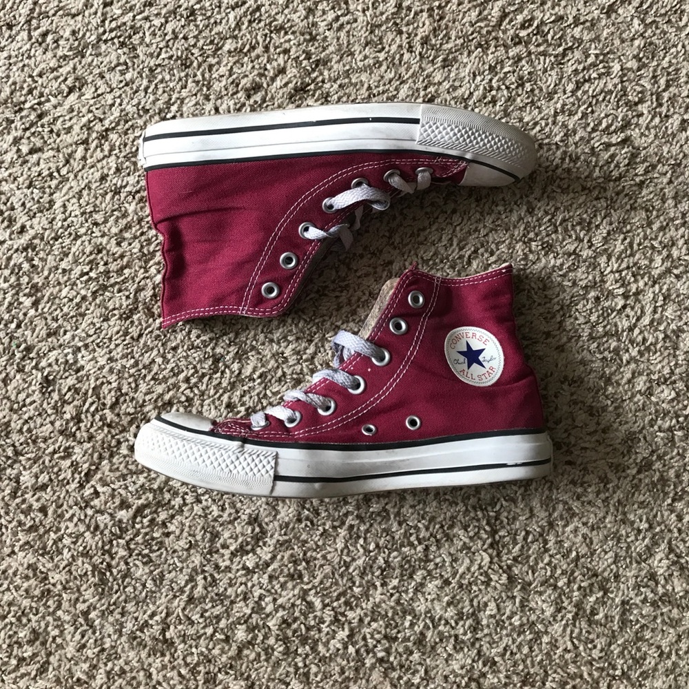 Maroon Hightop Converse