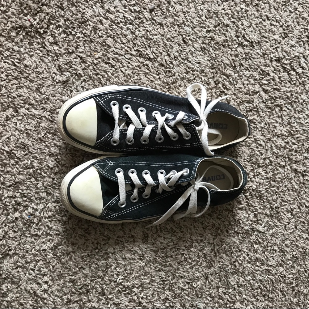 Classic Black Low top converse