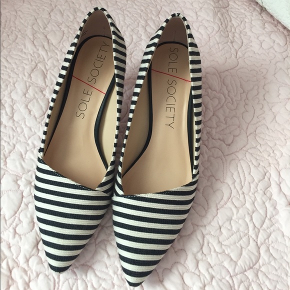Sole Society Shoes - Sole Society black and white striped linen pump