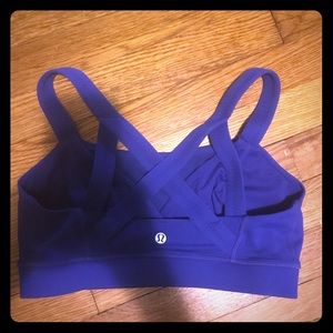 Lululemon sports bra