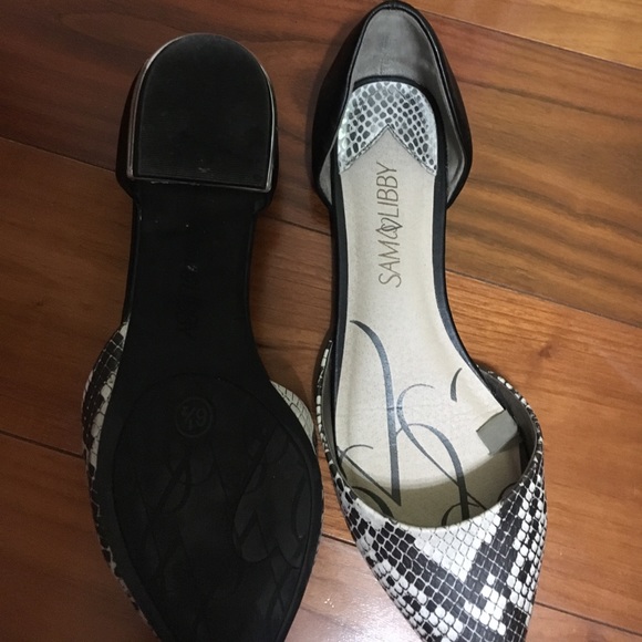 Faux Snake Flats - Picture 2 of 3