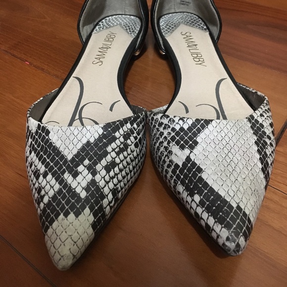 Faux Snake Flats - Picture 3 of 3