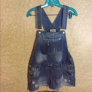 OVERALLS ☀️❤️