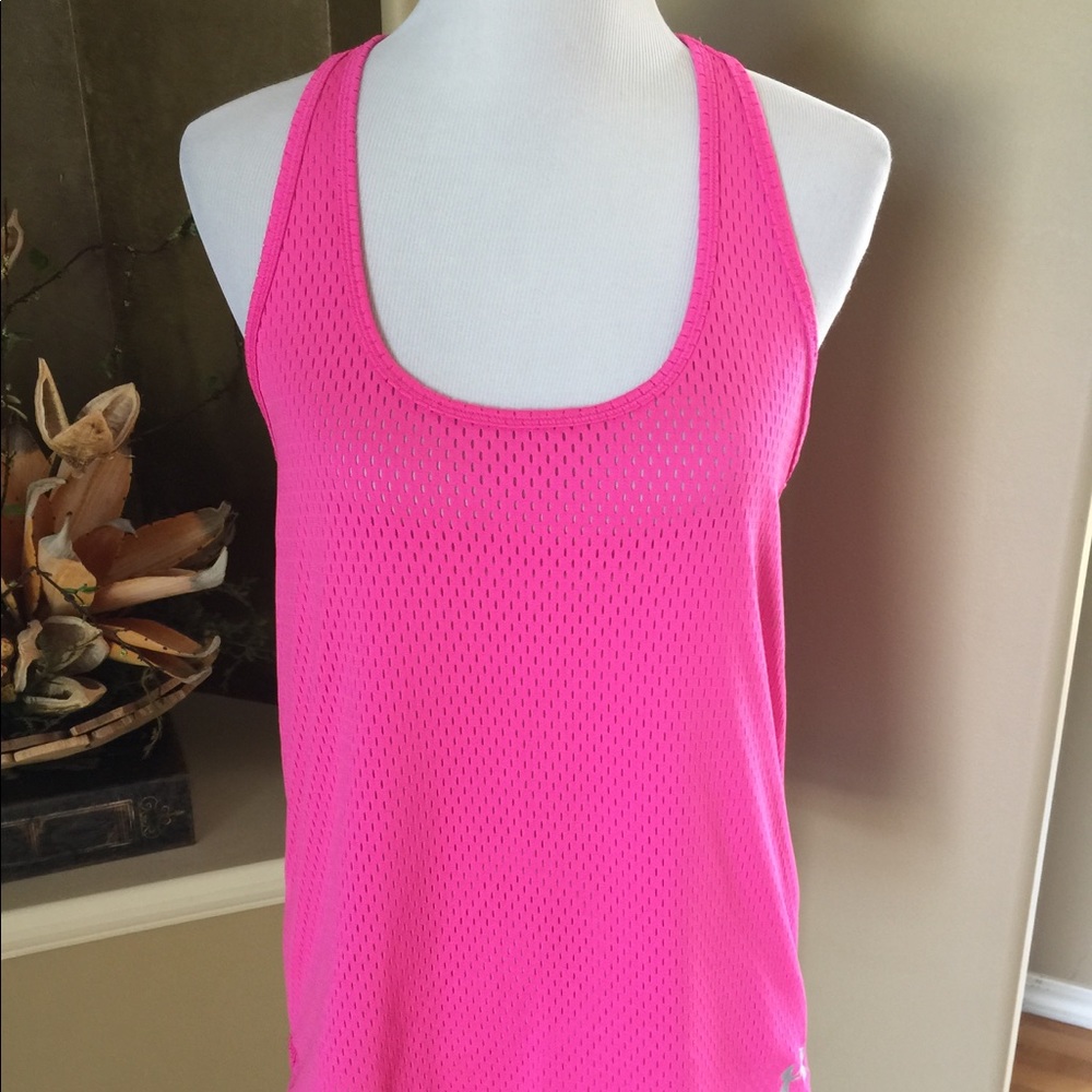 Pink mesh under armor tank