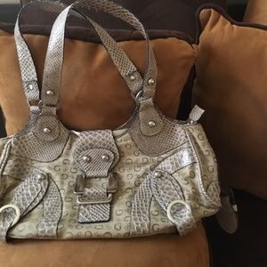 Guess purse