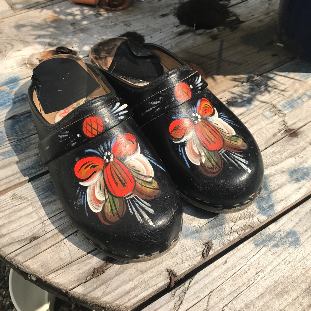 Rare Vintage Nils Olsson Painted Clogs *As-Is*