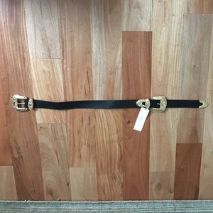 Belt never worn!