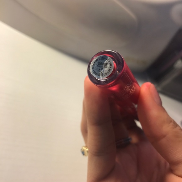 ❌SOLD❌ Kylie cosmetics liquid lipstick - Picture 2 of 2