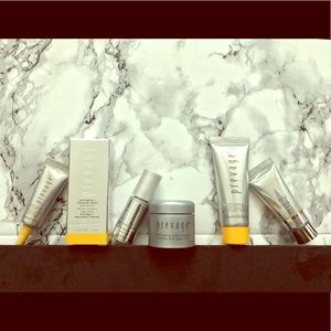 *Sold out* Prevage skincare travel set