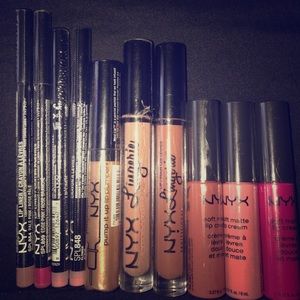 Nyx makeup kit .