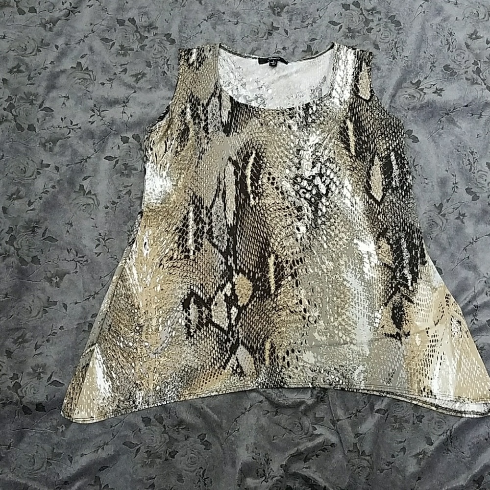 💥 sale 5 for $7💥               Strazzi top