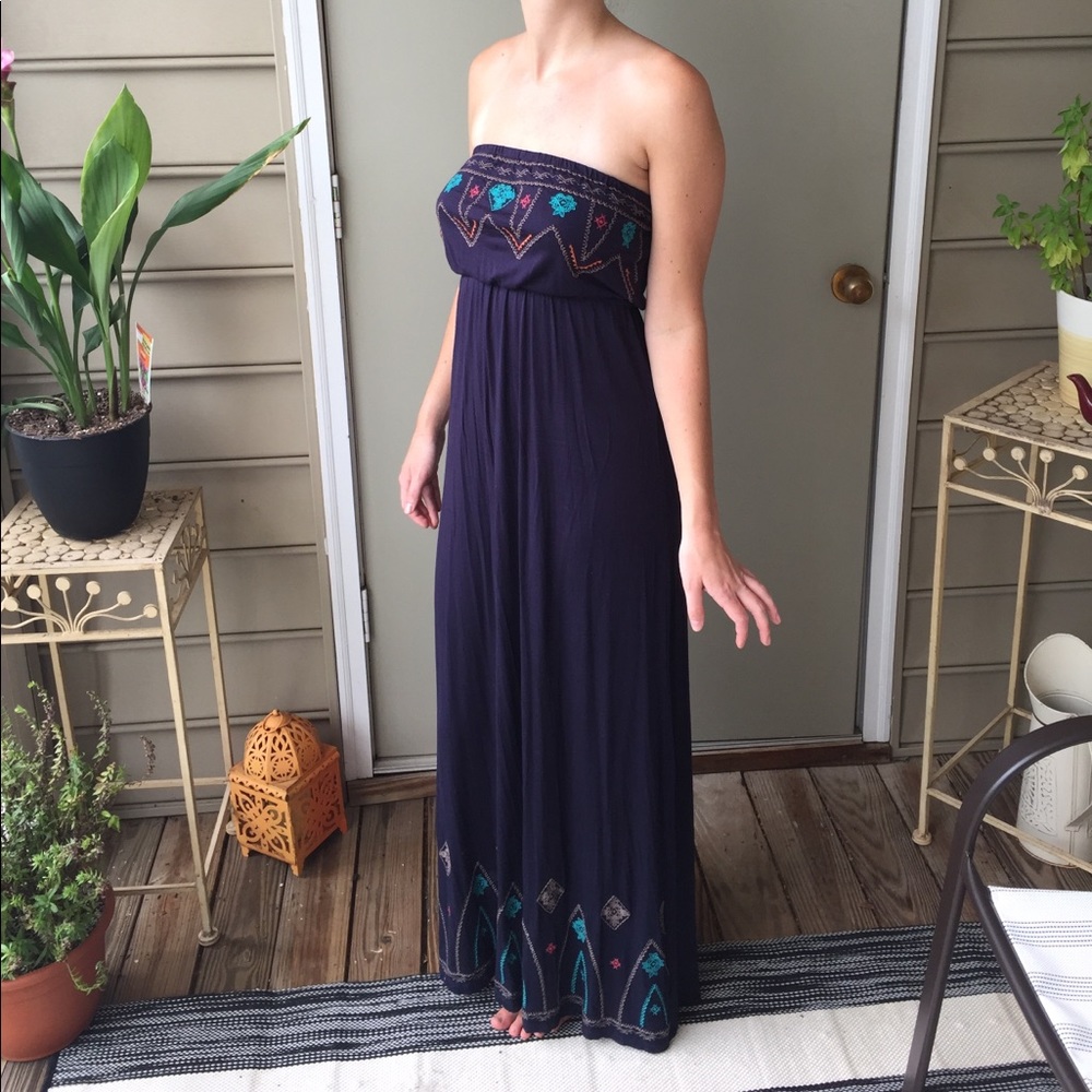 Strapless maxi dress