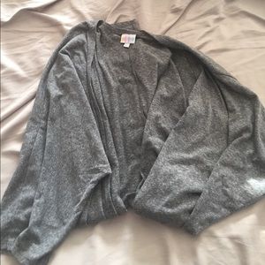 LuLaRoe Lindsey- grey size L- NWOT