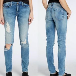 BlankNYC Skinny Classique "Good Vibes" Jeans