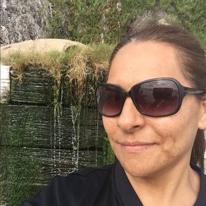 Meet your Posher, Isable