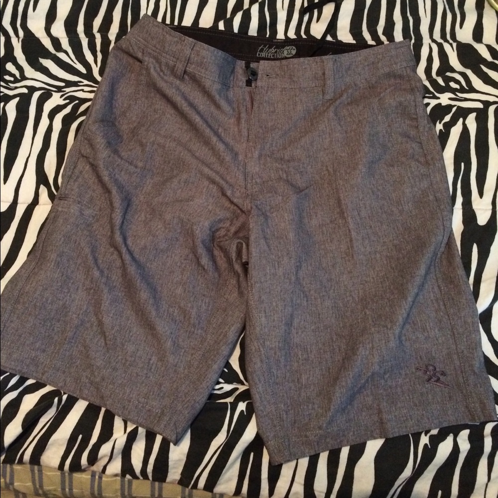 Gray men's hybrid shorts