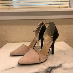 Chinese Laundry Stay Strong Pump Size 9.