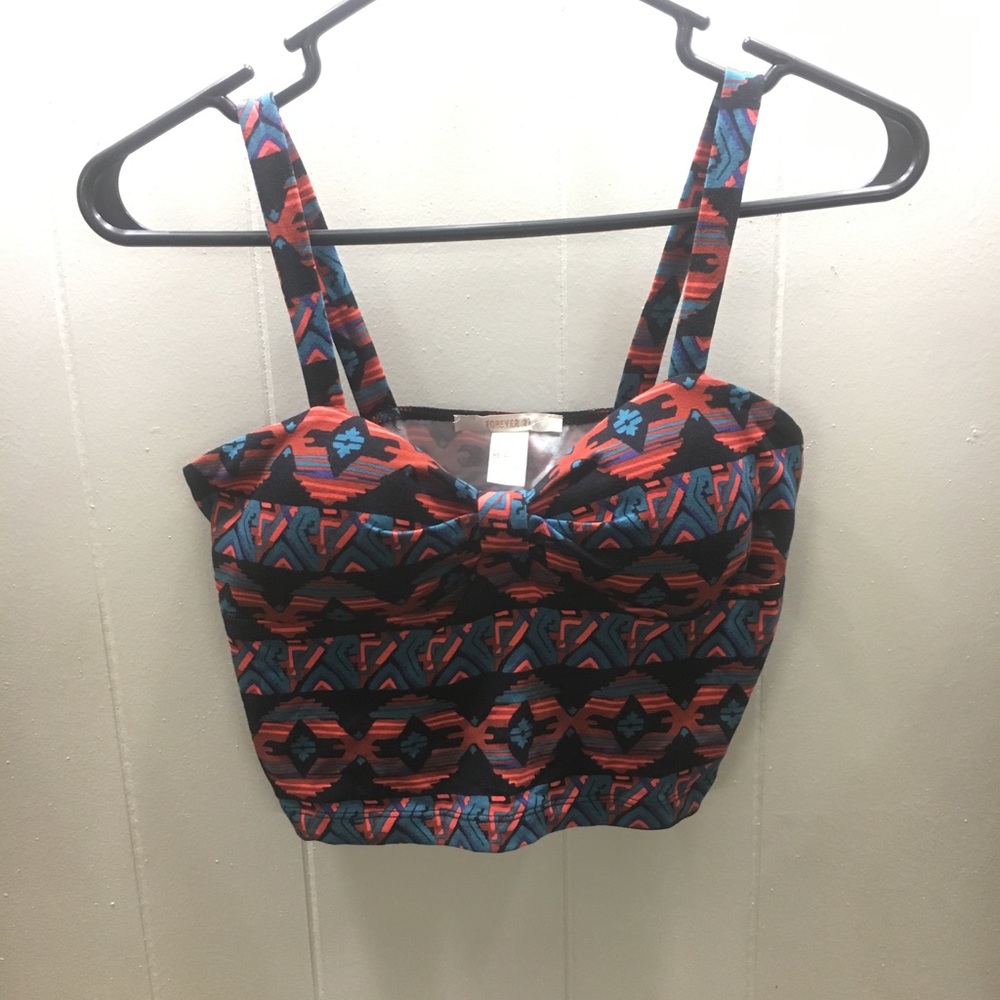 Patterned spaghetti strapped crop top!