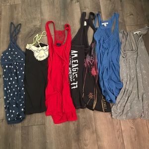 American Eagle Large Tank Top Set