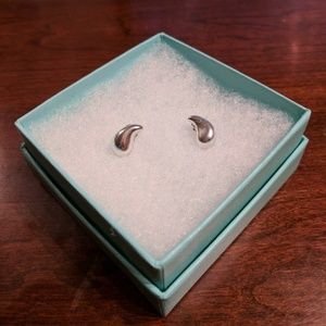 Tiffany Elsa Peretti silver teardrop earrings