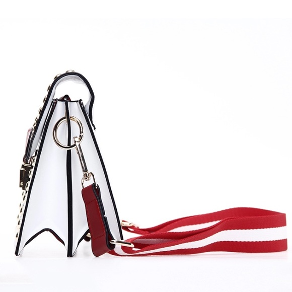 ♦️♥️White Studded/Embroidered messenger 👜 - Picture 4 of 6