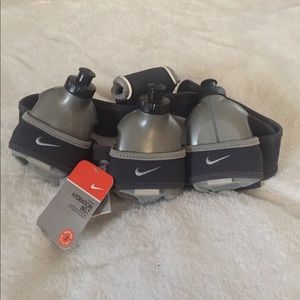 BRAND NEW Nike Hydration Belt!