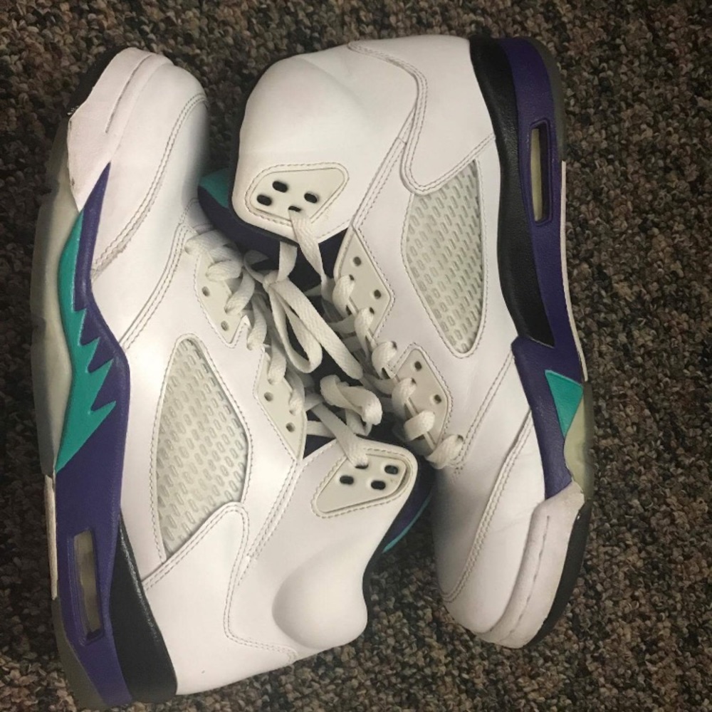 Grape 5s size 10