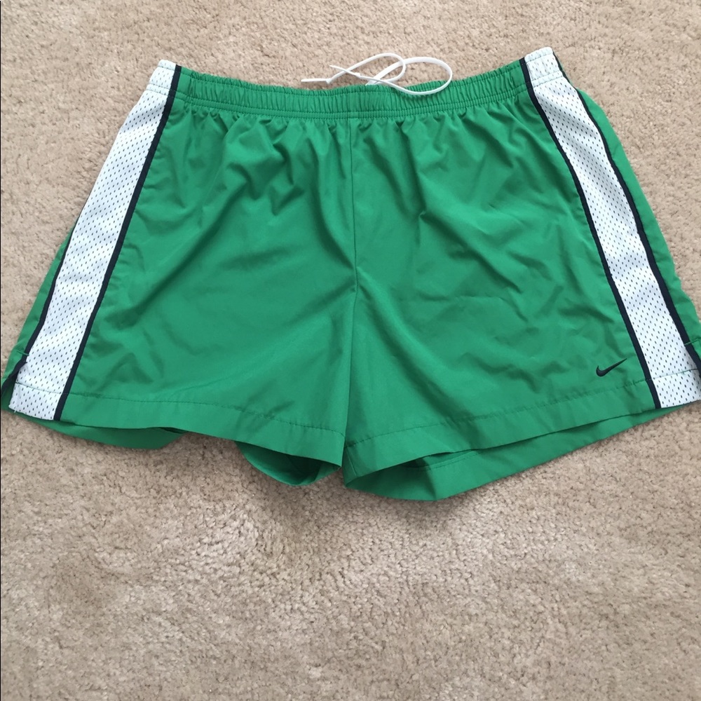 Nike women's Large workout bundle