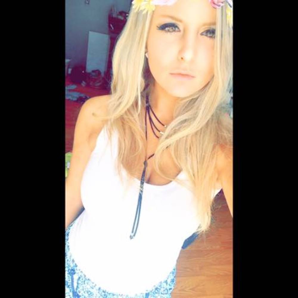 Meet your Posher, Brittney