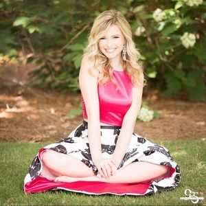 Meet your Posher, Hanna ray