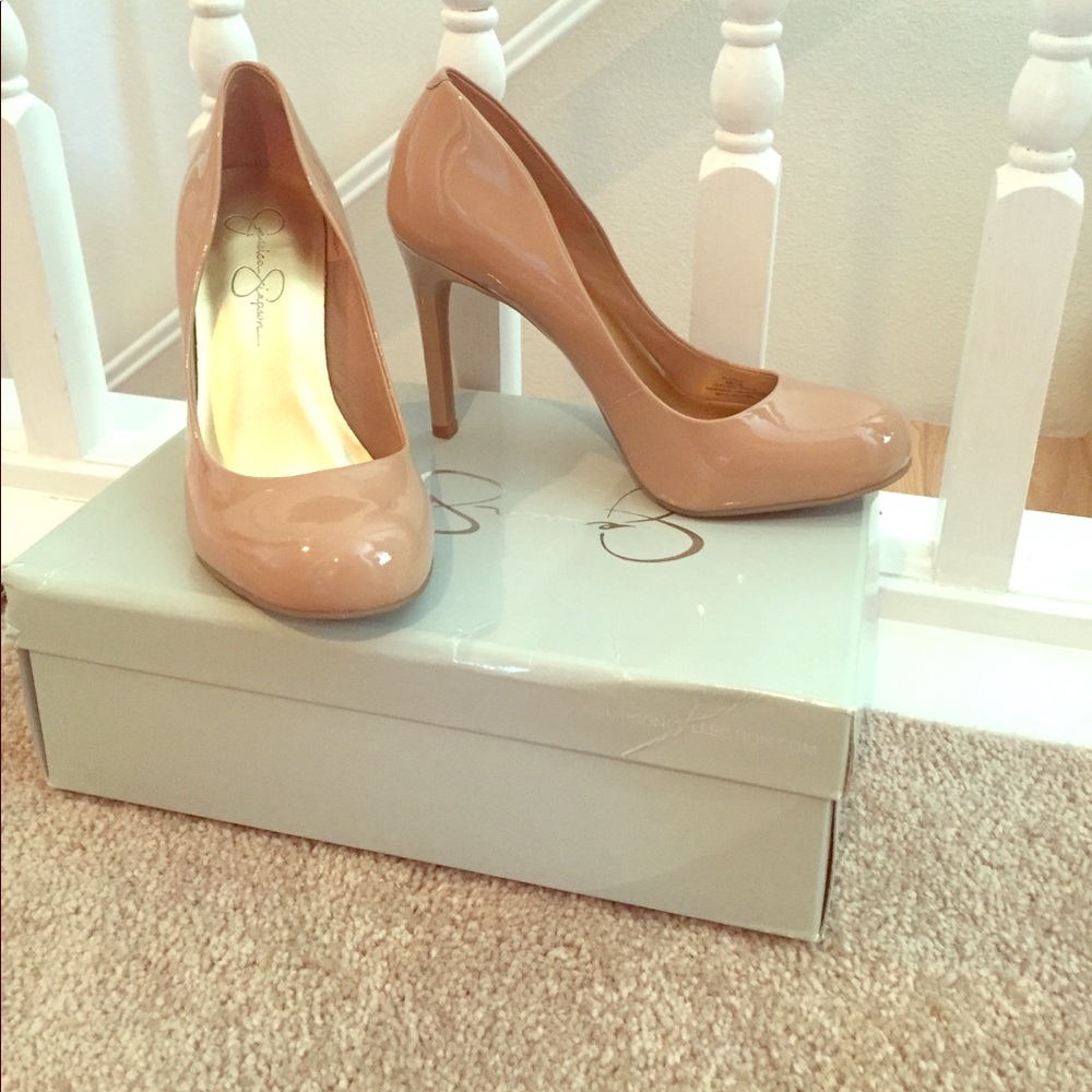 Jessica Simpson Calie 8