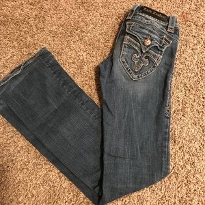 Rock revivals size 25!