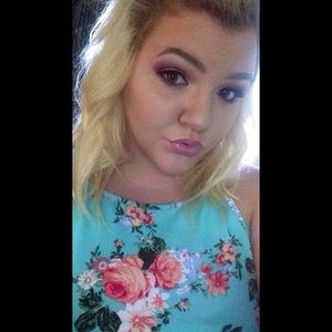 Meet your Posher, Nikki