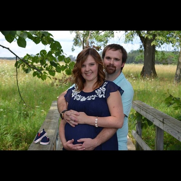 Meet your Posher, Kris - Picture 1 of 1