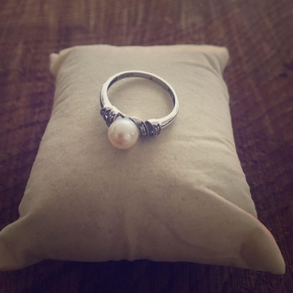 Helzberg Diamond Freshwater Pearl Ring