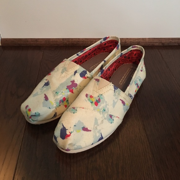 Toms Shoes - NWOT Limited edition Toms