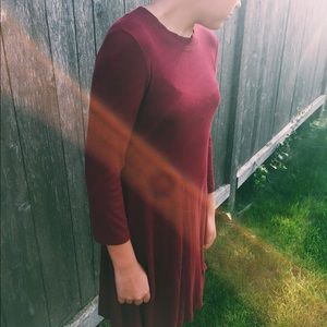 American Eagle soft and sexy maroon dress!!