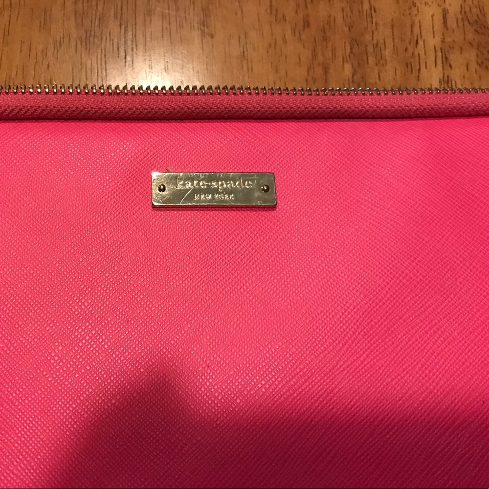 Bright pink Kate Spade Laptop case!