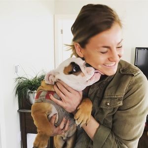 Meet your Posher, Alyssa