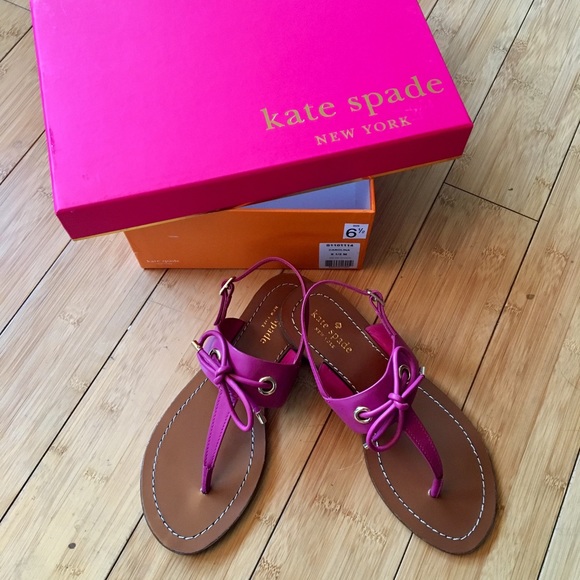 kate spade Shoes - 💙SALE💙 ✨2X HP✨NIB Kate Spade Bow Sandals