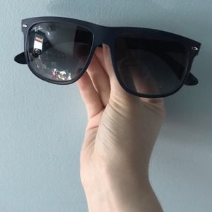 ray-bans sunglasses without the case
