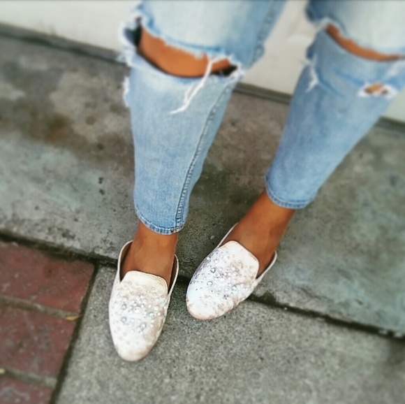 🆕//The Pixie// Champagne velvet embellish Slides - Picture 7 of 8