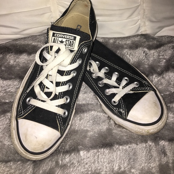 Black Converse - Picture 1 of 5