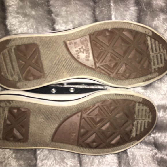 Black Converse - Picture 4 of 5